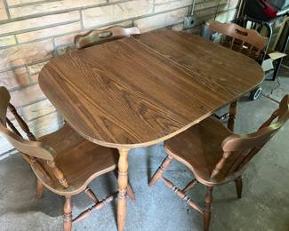 DINNETTE TABLE AND CHAIRS