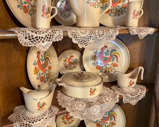 VINTAGE MID CENTURY ROOSTER DISHWARE