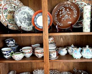 Collectable tea ware and plates