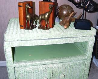 Wicker Stand with Revolving Top