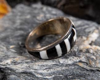 Sterling silver ring with enamel and maker's mark, "MZ". Total approx. weight is 5.47 grams and is a size 10.