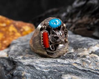 Sterling silver ring with Turquoise. Total approx. weight is 14.88 grams and is a size 11.