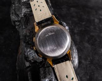 Telda Swiss chronograph watch, circa 1960s. Cal. Venus 188, 38mm jumbo crab case. 38mm diameter of the case without pushers and crown. 48mm from lug to lug. 12mm thickness with the glass. 18mm lug width. Mechanical movement, manual winding and in working order with new strap. Shows signs of age and wear, see photos.