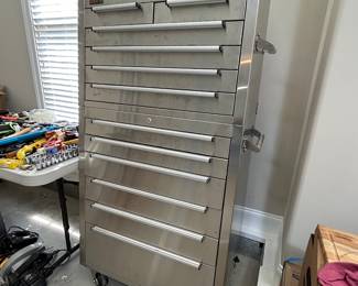 	#102	CSPS rolling tool cabinet	 $300.00 				