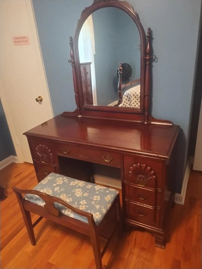 Mooresville Road Estate Sale in Athens, AL starts on 5/9/2024