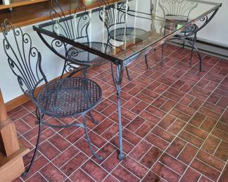 Great Iron Dining Set