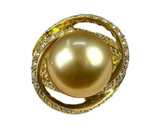 14kt Yellow Gold Pearl and Diamond Ring
