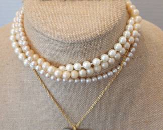 3 Pearl Chokers, Heart Pendants Gold Plated Bracelet