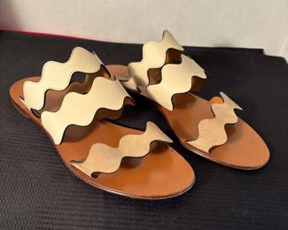 Chloe Leather Wave Sandal
