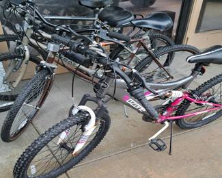 20+ bicycles of all sizes!!