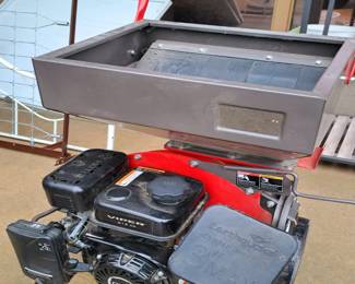 Outdoor tools and power equipment. "Viper" 212 cc Chipper