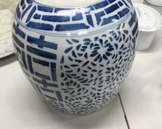 Asian jar no lid