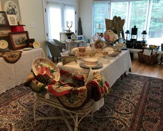 Lots of stuff in the master bedroom 🤪