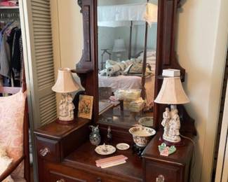 Vanity with glove drawers