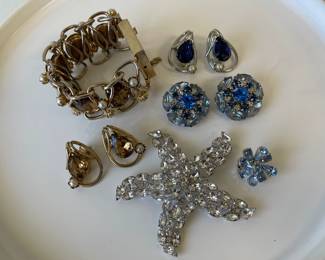Lot 4360 Vintage Rhinestone Bracelet Pins Earrings