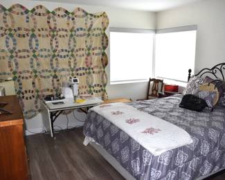 Begin Sewing Room Close Up Photos