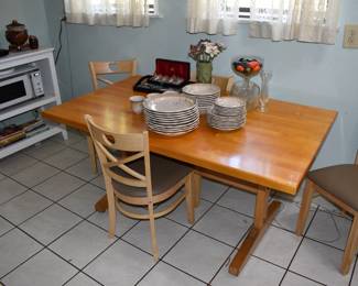 UPSTAIRS-Kitchen Overview