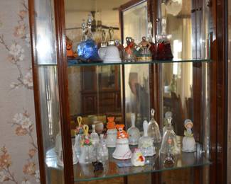 Begin UPSTAIRS Dining Room Close Up Photos