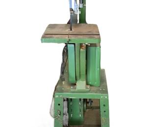 14” Band Saw* Central Machinery * 6 Blades * Tested And Working