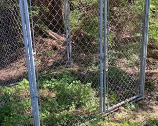 6’ X 6’ X 5’10” Tall Galvanized Chain Link Fence Kennel
