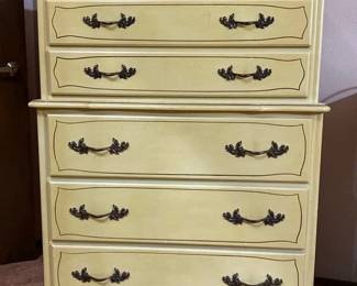Hampshire House High Boy * Chest Of Drawers * Dresser ￼
