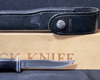 Buck Fixed Blade with Leather Sheath * 102 * Box
