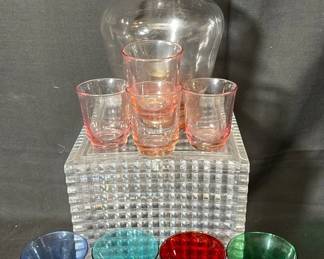 8 Vintage Colored Glasses * 4 Jeweled Toned * 4 Pink French Shotglasses