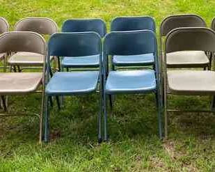 12 Folding Chairs * Three Sets Of Four * Samsonite