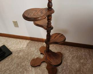 Plant stand 33 in tall