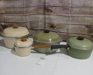 Vintage Club Pots