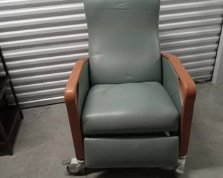 Rolling Hospital Chairs