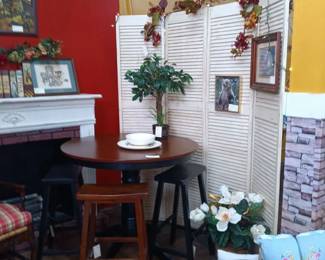 Royston Booth - 985 Church St, Royston, Ga