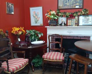 Royston Booth - 985 Church St, Royston, Ga