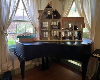 Dollhouse SOLD