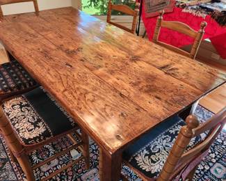 Fabulous Distressed Rustic Dining Table w/6 Chairs. 