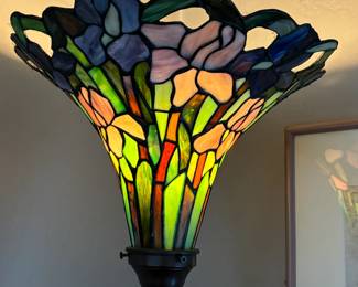 Stained glass lamp