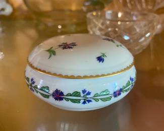 Tiffany Lidded trinket box