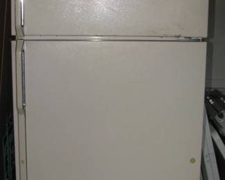 Garage refrigerator
