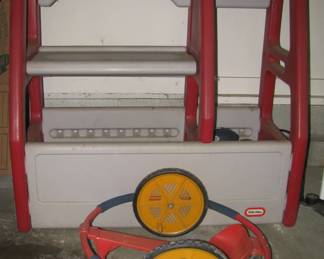 Little Tikes sports rack