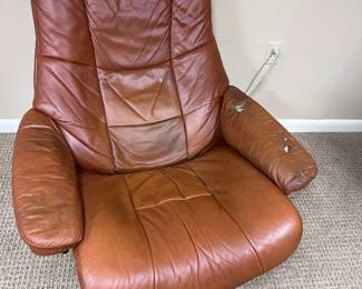 ekornes stressless brown Noblesse  leather chair 