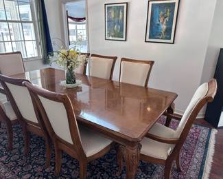 Thomasville Dining Room Table and Chairs
