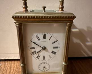 Vintage Tiffany & Co. Click
4 3/4 “ high
Keeps perfect time
