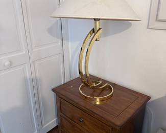 Ethan Allen Night Stand
Neat Lamp