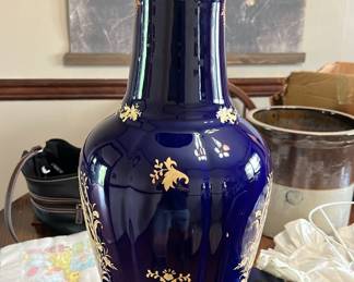 Beautiful Cobalt Chineese Vase
