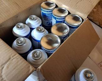 11 cans of duracool 12a refrigerant