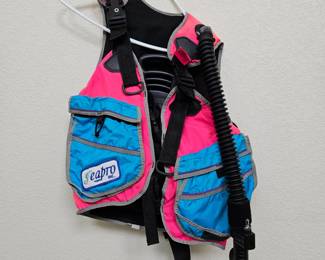 Women's Seapro Buoyancy Control Device (BCD) Vest In Good Working Order
