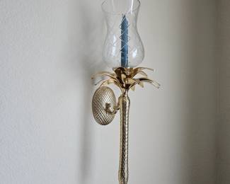 Pretty Brass Tone Wall Sconce w/ Palm Leaf Design and Etched Crystal Shade 24" T