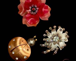 Vintage Costume Brooches