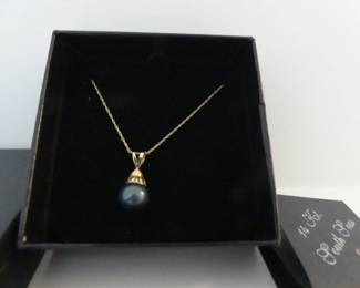 Tahitian Pearl Necklace in 14k Gold Setting on 17½" 14k Gold Spring Ring Clasp Chain - TW 1.2g
