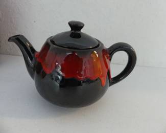 Vintage 1930s Made in Scotland Drip Glaze Teapot in Red Tartan "Frae Bonnie Scotland" Cozy